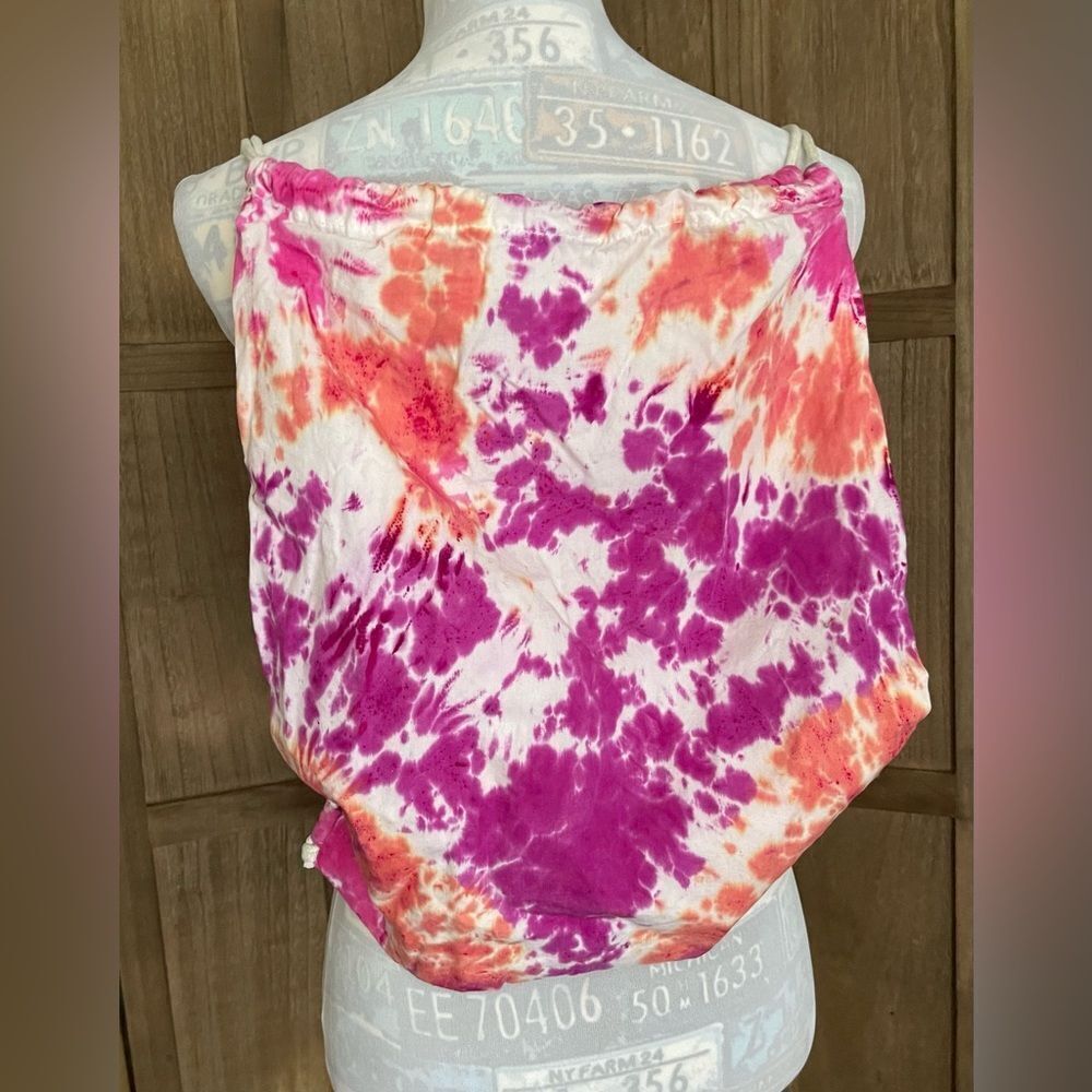 Tie Dye drawstring backpack.